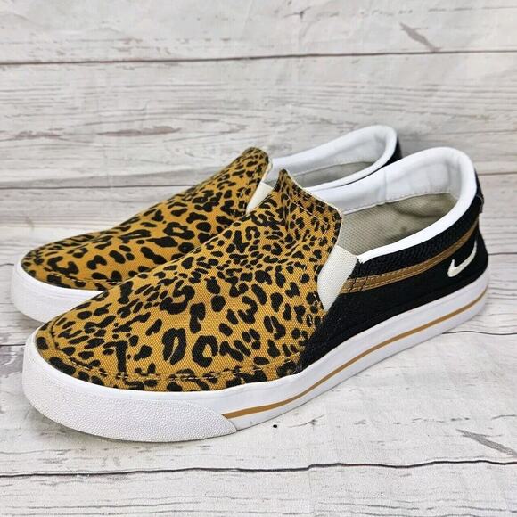 Nike Womens Size 7.5 Court Legacy Slip-On Shoes Leopard Cheetah Print DJ5938-001 - Picture 1 of 8